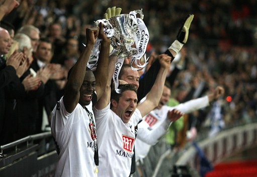 阿斯：帕斯闪耀科莫引多家豪门关注，皇马有意激活回购条款（阿斯报：帕斯在科莫高光引豪门竞逐，皇马考虑启动回购条款）