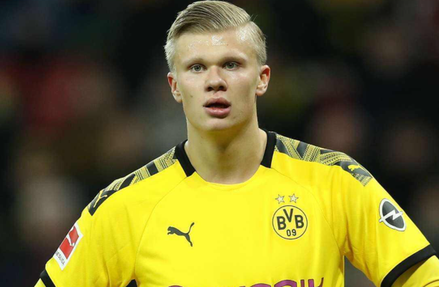 澳超联赛中央海岸水手vs悉尼FC因恶劣天气推迟至18：30进行