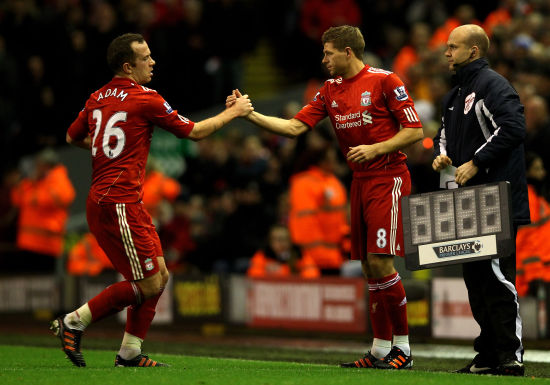 英超历史曾有7名球员节礼日戴帽：亨利、贝巴、贝尔、凯恩在列（英超史上节礼日戴帽者共7人：亨利、贝巴、贝尔、凯恩榜上有名）